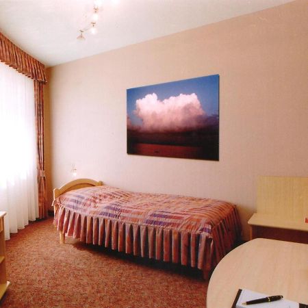 Hozam Wellness és Apartman Szolnok Esterno foto