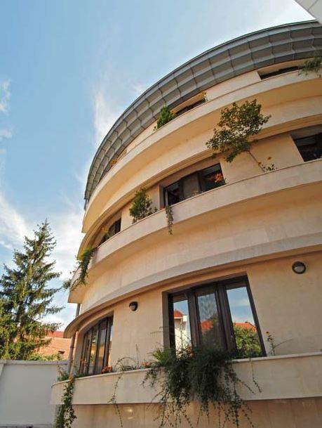 Hozam Wellness és Apartman Szolnok Esterno foto